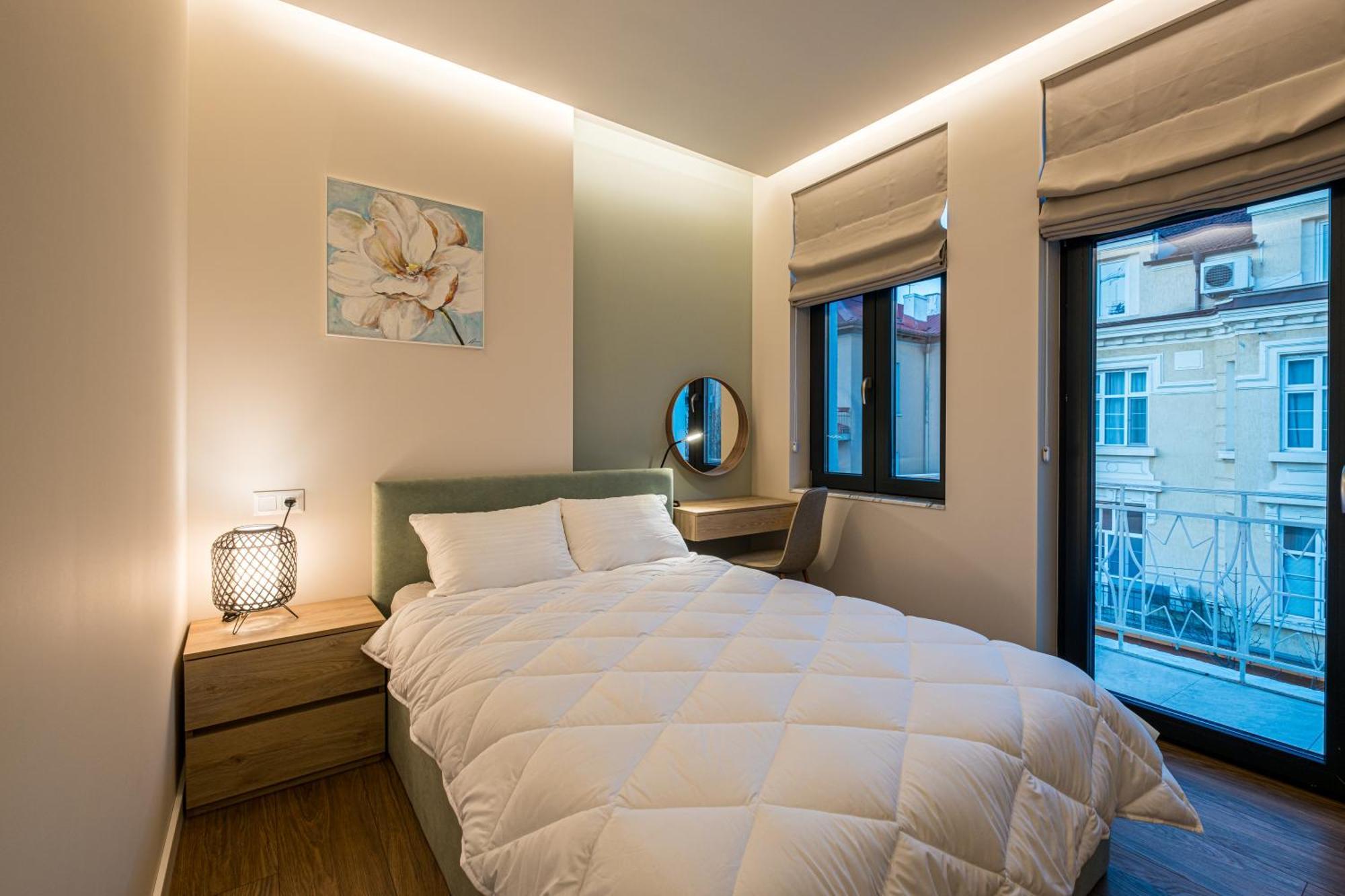 North 21 - Brand New Modern 1Bd Apt In Sofia Center By Flat Mаnager エクステリア 写真