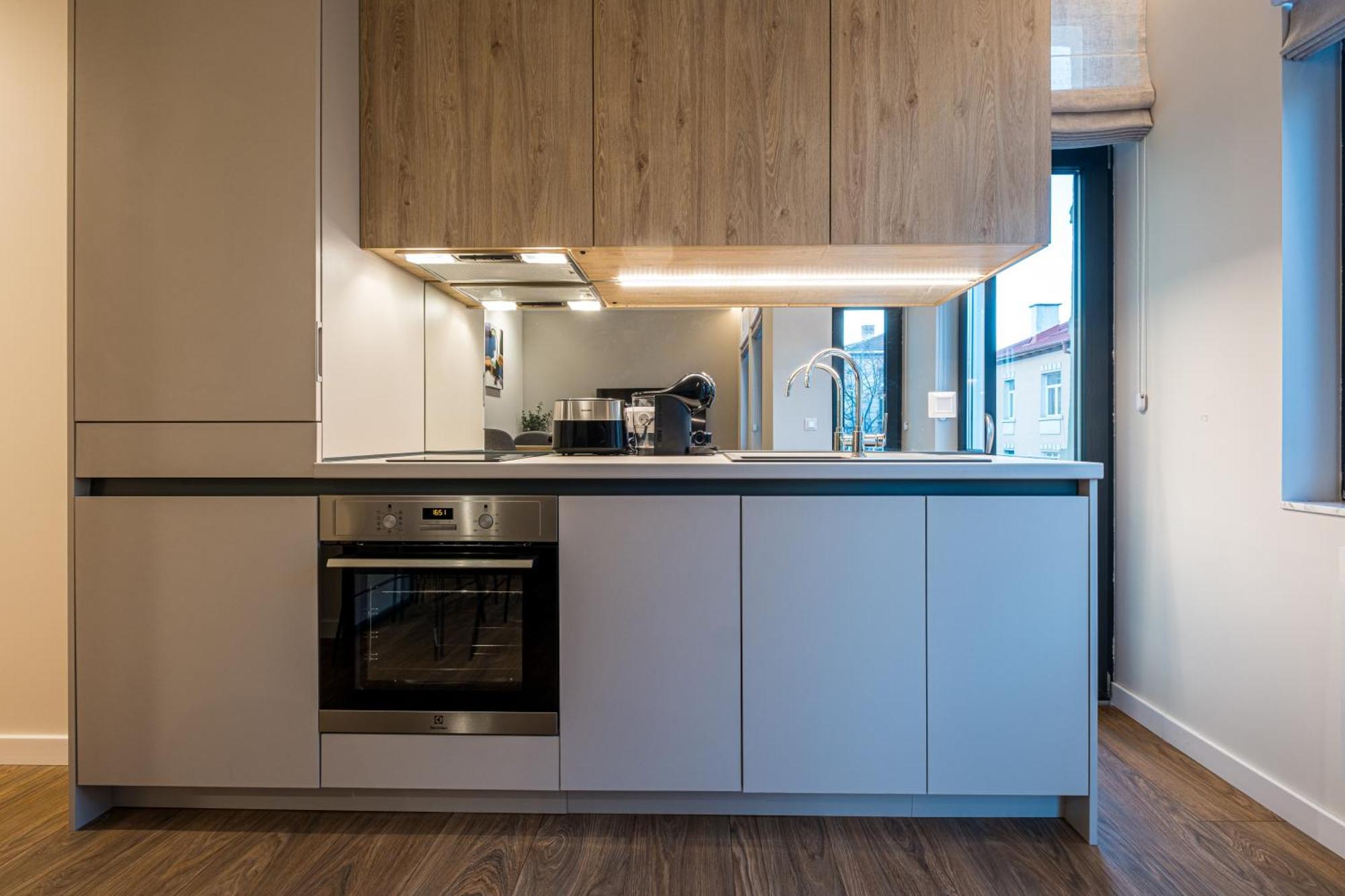 North 21 - Brand New Modern 1Bd Apt In Sofia Center By Flat Mаnager エクステリア 写真