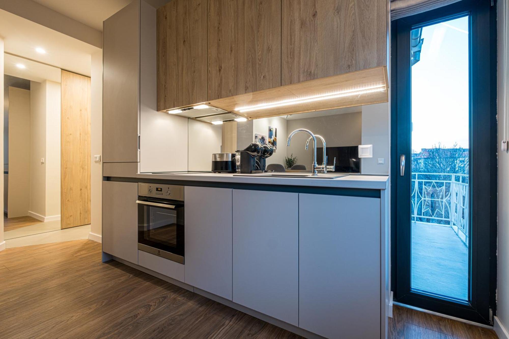 North 21 - Brand New Modern 1Bd Apt In Sofia Center By Flat Mаnager エクステリア 写真