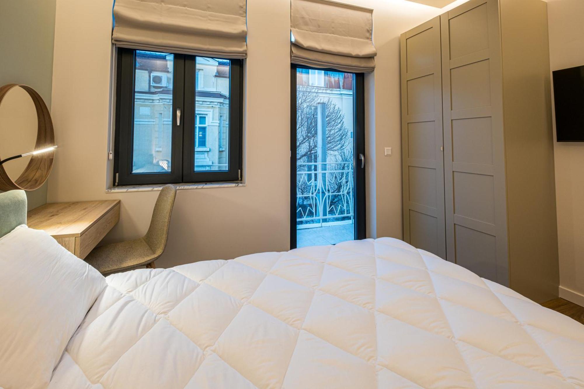 North 21 - Brand New Modern 1Bd Apt In Sofia Center By Flat Mаnager エクステリア 写真