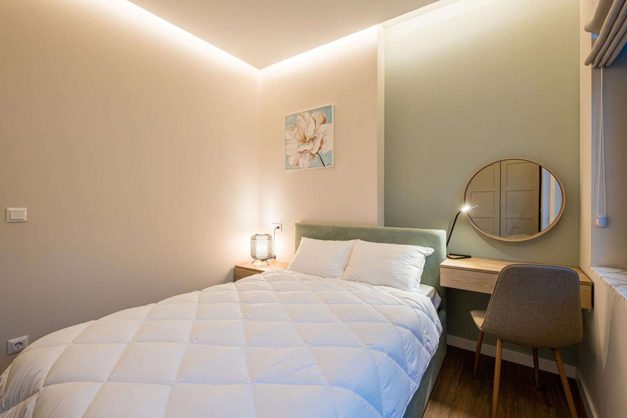 North 21 - Brand New Modern 1Bd Apt In Sofia Center By Flat Mаnager エクステリア 写真